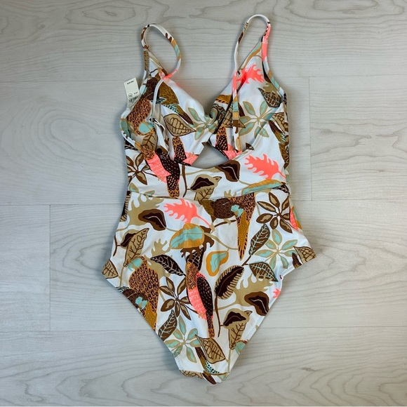 NWT Aerie Tropical Floral Print One Piece Swimsuit Cut Out Size Medium - Picture 7 of 10